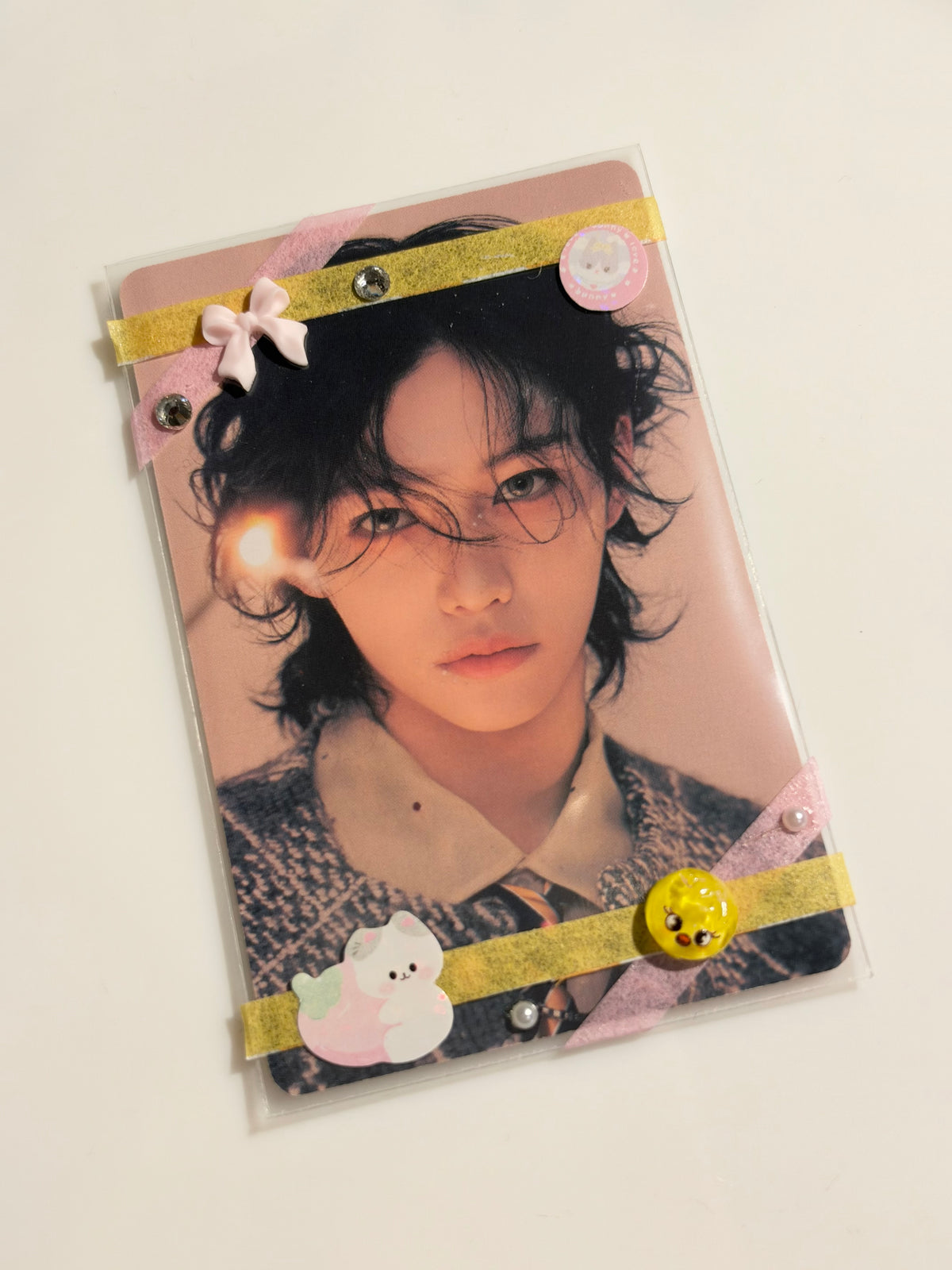 𝙼𝚢𝚜𝚝𝚎𝚛𝚢 𝚍𝚎𝚌𝚘𝚛𝚊𝚝𝚎𝚍 𝚜𝚕𝚎𝚎𝚟𝚎 + 𝚕𝚘𝚖𝚘𝚌𝚊𝚛𝚍