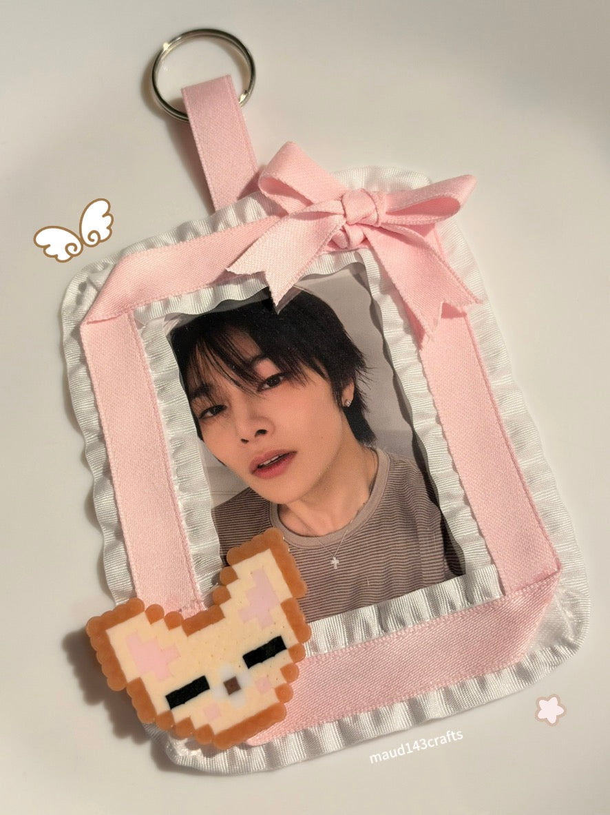 𝚂𝚝𝚛𝚊𝚢 𝙺𝚒𝚍𝚜 𝚛𝚒𝚋𝚋𝚘𝚗 𝚃𝚘𝚙𝚕𝚘𝚊𝚍𝚎𝚛𝚜 - 𝚠𝚑𝚒𝚝𝚎